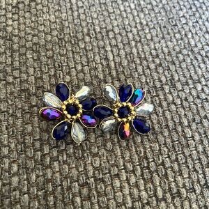 (Earrings)Elegant Floral Crystal Earrings